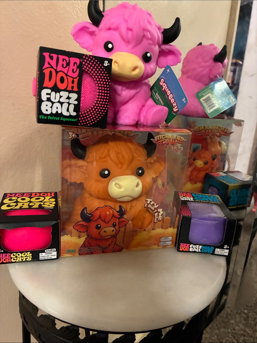 Needoh X Squeeezy X Highland Cow